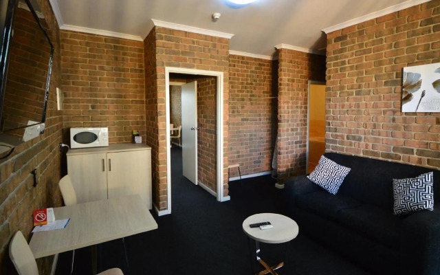 Marion Motel and Apartments