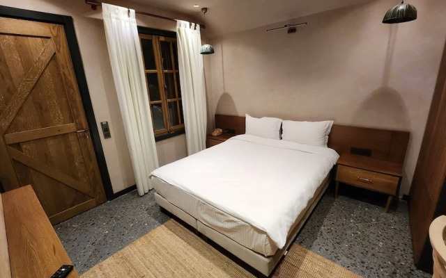 Otel Barry