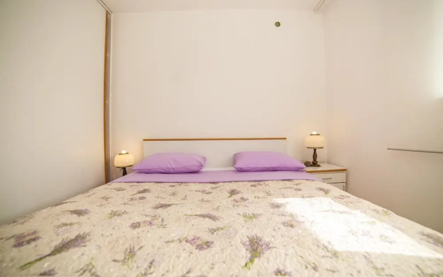 Apartments Jako