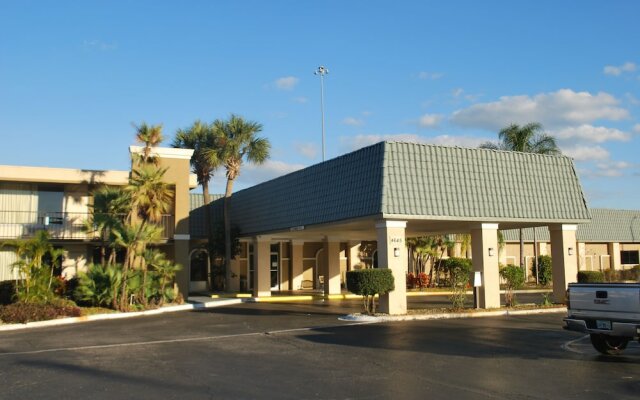 Quality Inn and Suites Lakeland, FL