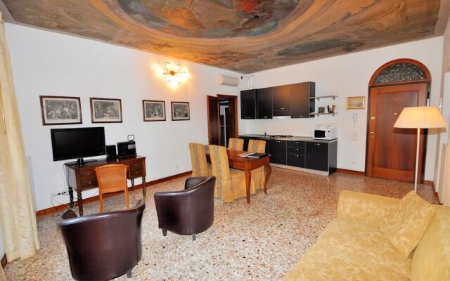 Casa Dei Pittori Venice Apartments