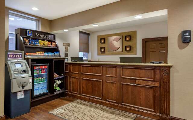 Comfort Inn & Suites Virginia Beach - Norfolk Airport