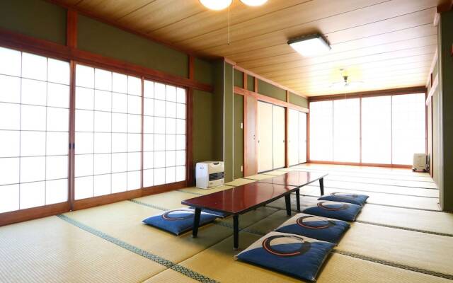 Sports Inn Aoyama Dori