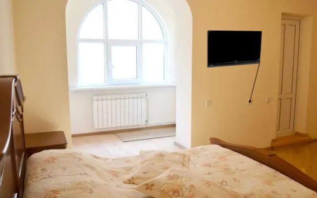 Monument Guest House