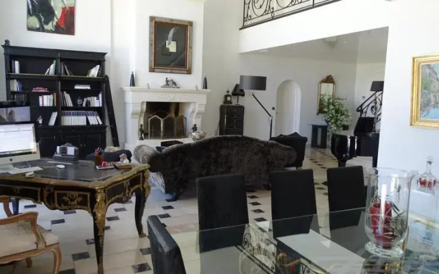 Villa Eden