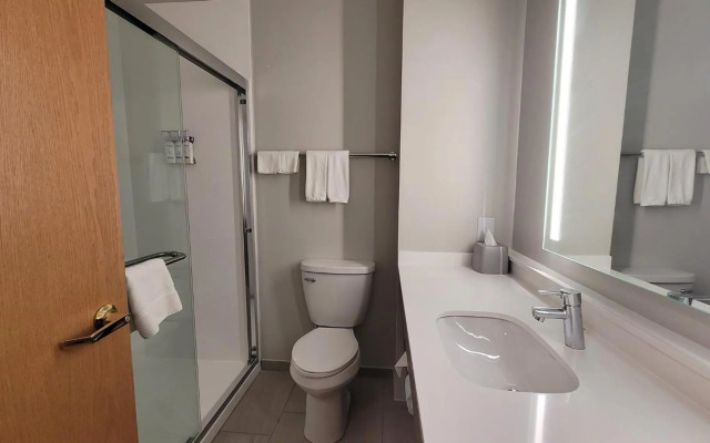 Holiday Inn Express Plymouth