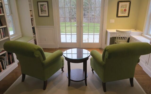 65 Moonpenny Lane - Eight Bedroom House