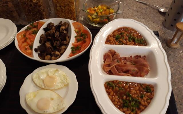 Kirstenbosch Forest Lodge