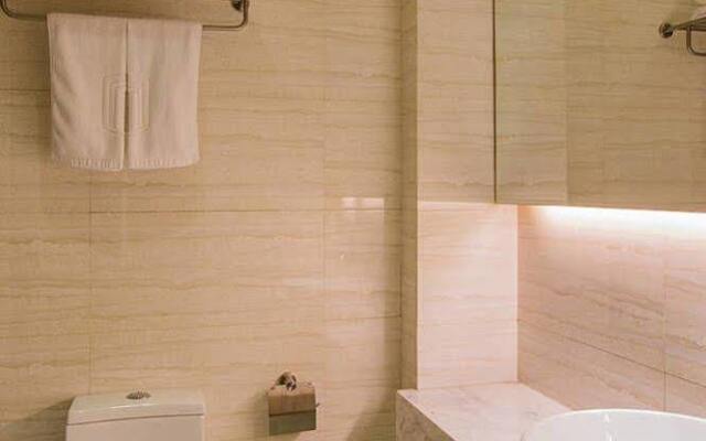Yijin Business Hotel