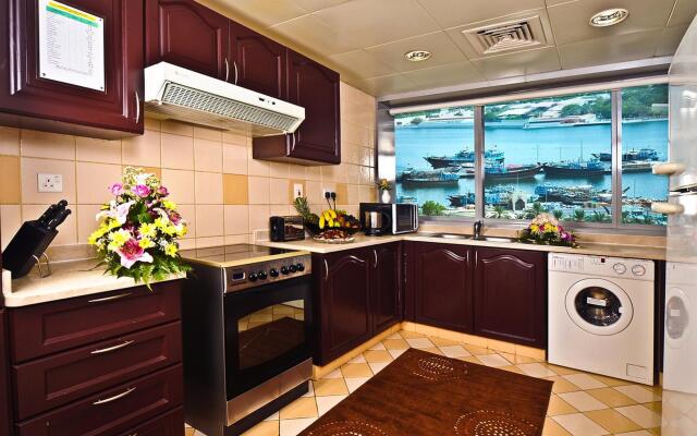 Emirates Concorde Hotel & Suites