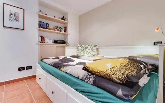 Central Charming Attic