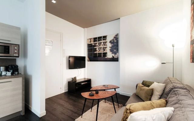 MyHomeInComo - Art Design Suites