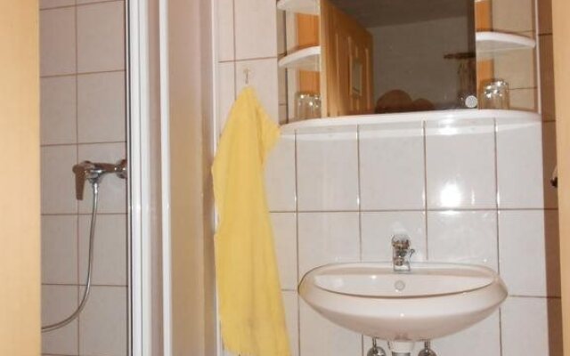 Weingut-Gästezimmer Schwalm