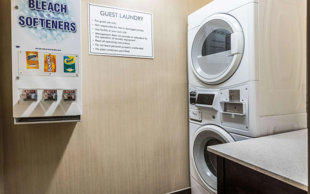 Comfort Inn Detroit Downtown