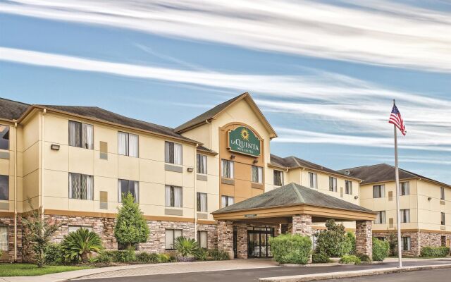 La Quinta Inn and Suites The Woodland South