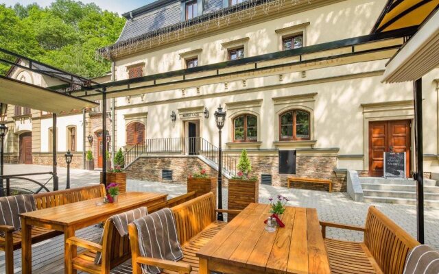 Hotel Malé Versailles