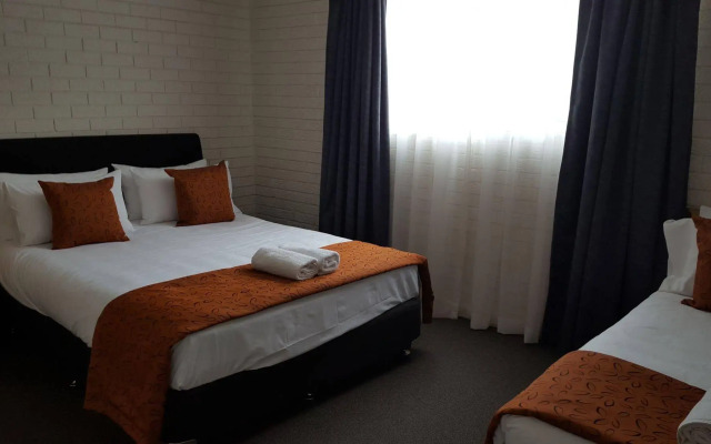 Gold Panner Motor Inn