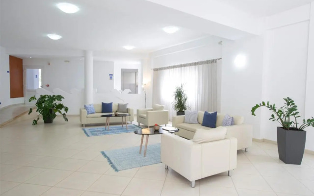 Menes Hotel