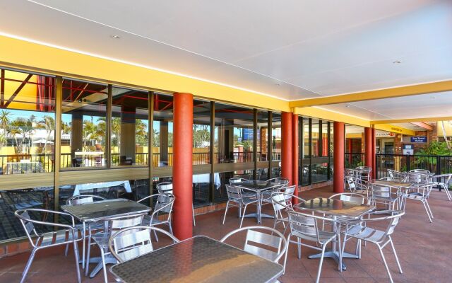 Reef Resort Motel