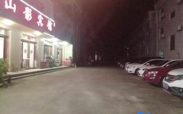 Tiantangzhai Mountain Movie Hotel