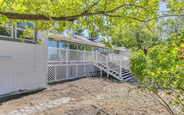 Spacious Coarsegold Getaway ~ 34 Mi to Yosemite!