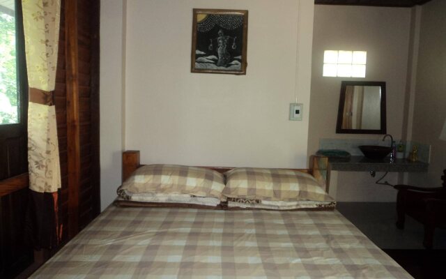 Baan Suan Mai Ngam Resort