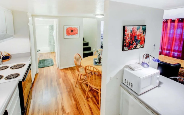 Mountain Shadows B08 - One Bedroom Condo