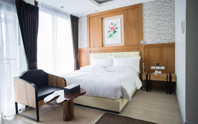 Triple B Boutique Residence