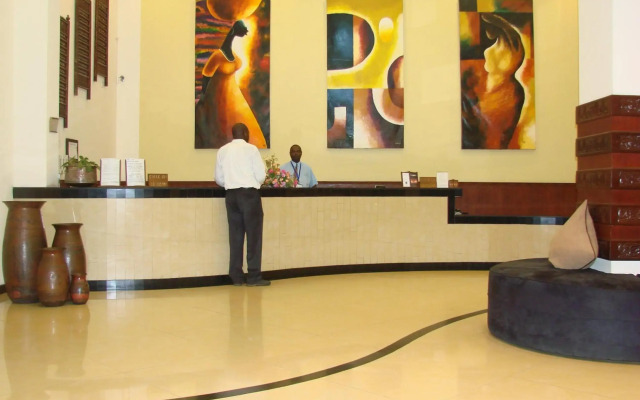 Royal Court Hotel