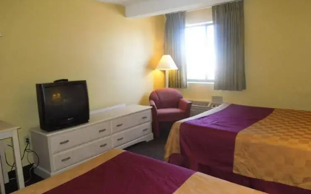 Super 8 Beachwood Cleveland Area