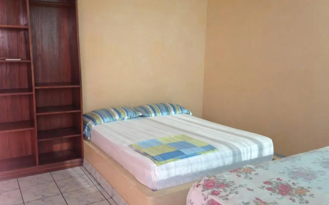Hostal Cruzita