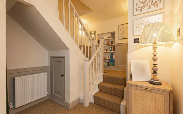 Lovely 2-bed Flat at the Heart of Notting Hill