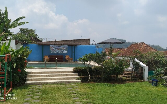 Villa Pribadi Beunying 35 pax