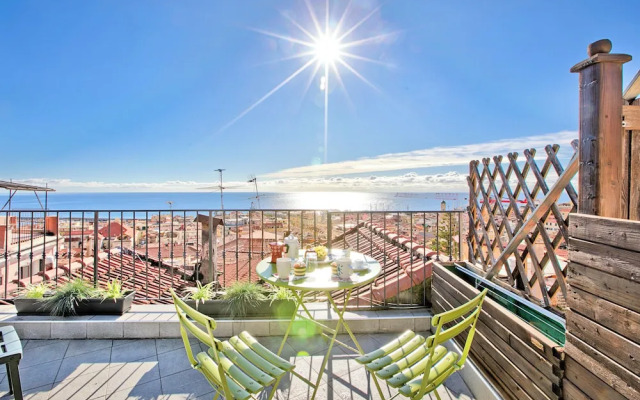 Un Terrazzo Nella Pigna