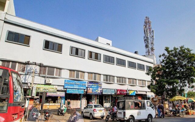 SPOT ON 39816 Swagat Tourist Home