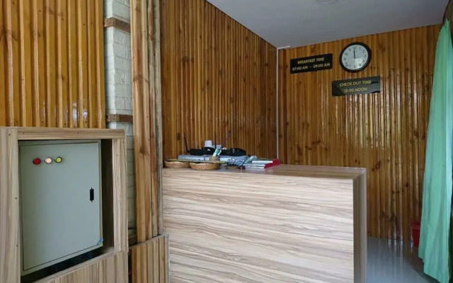 Full Moon Guest House