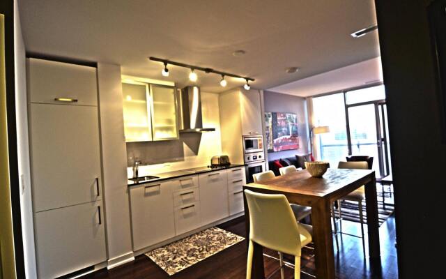 Toronto Escape - Onyx Suite