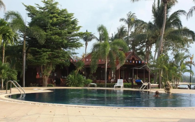 Grand Sea Beach Resort