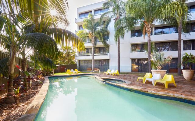 Holiday Inn Warwick Farm by IHG
