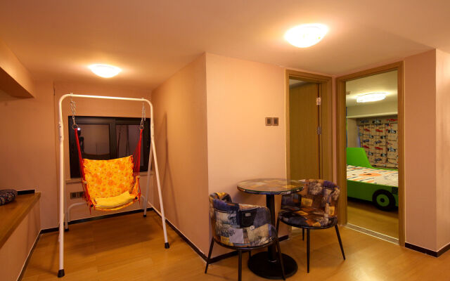 Guangzhou Chimelong Heefun International Service Apartment