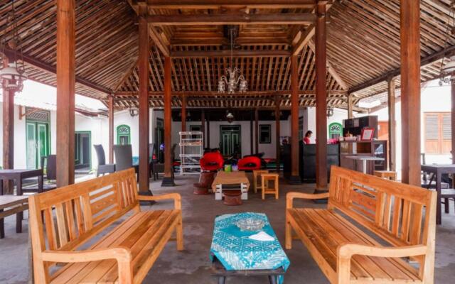 RedDoorz Syariah @ Ndalem Kembang Sore Yogyakarta