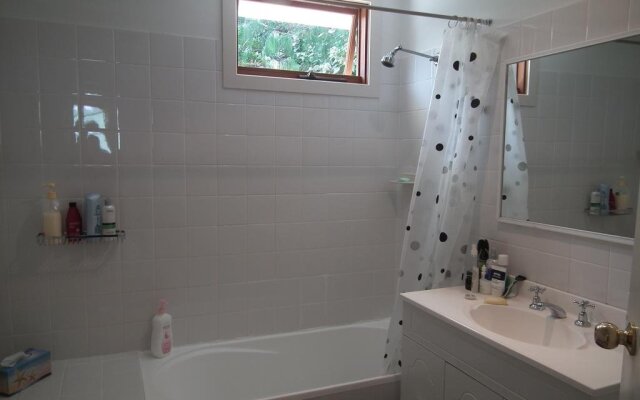Frenchs Forest Bed and Breakfast