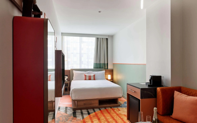 The Clarence Hotel Sydney