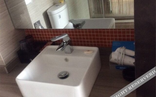 Yueju Hotel (Wuhan Xudong Friendship Avenue, Pin MAO Shop)