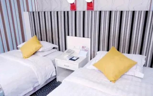 Super 8 Hotel (Lianyungang Darunfa Wanrun Commercial Street)