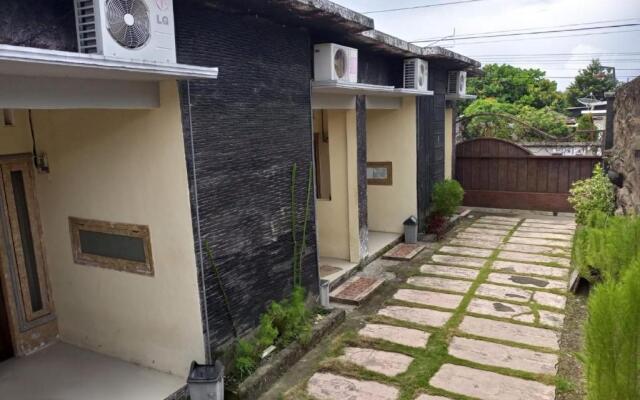 OYO 90852 Madani Guesthouse