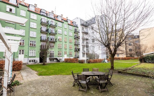 Dinesen Collection Luxury Condos By Royal Danish Theatre
