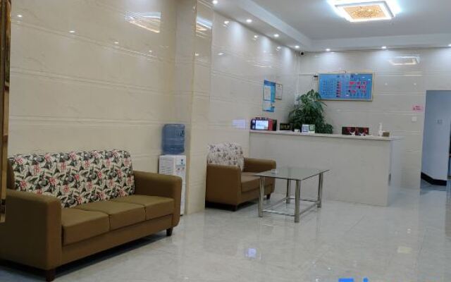 Nanning Duyue Hotel (Jiuquwan Hot Spring Shop)