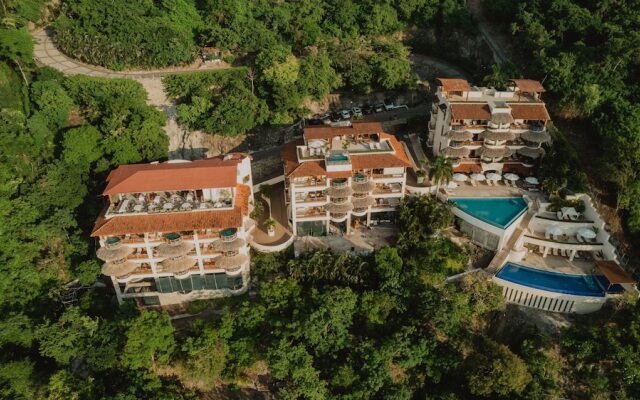 Pacifica Grand Resort & Spa Zihuatanejo