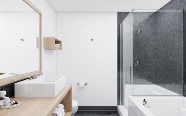 Raven Inn Whitehorse